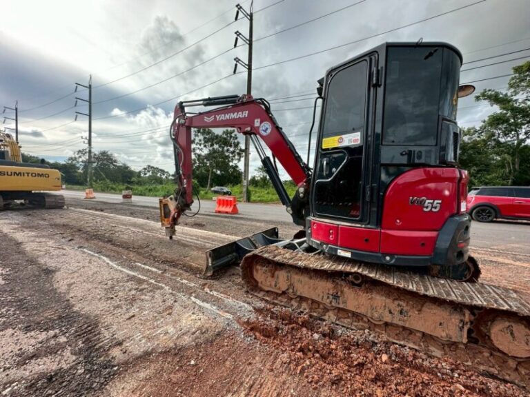 รถแบคโฮให้เช่าถนนหนองกุงศรี–คำบง