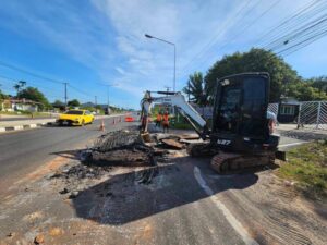 รับขุดสระนามน